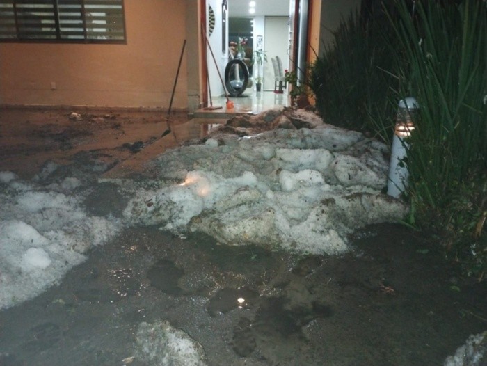 Lluvias en ZMG: Granizo sorprende a vecinos de Bugambilias en Zapopan  (VIDEO) | El Informador